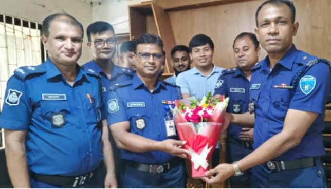 বোয়ালখালীতে নতুন ওসির দায়িত্ব গ্রহণ