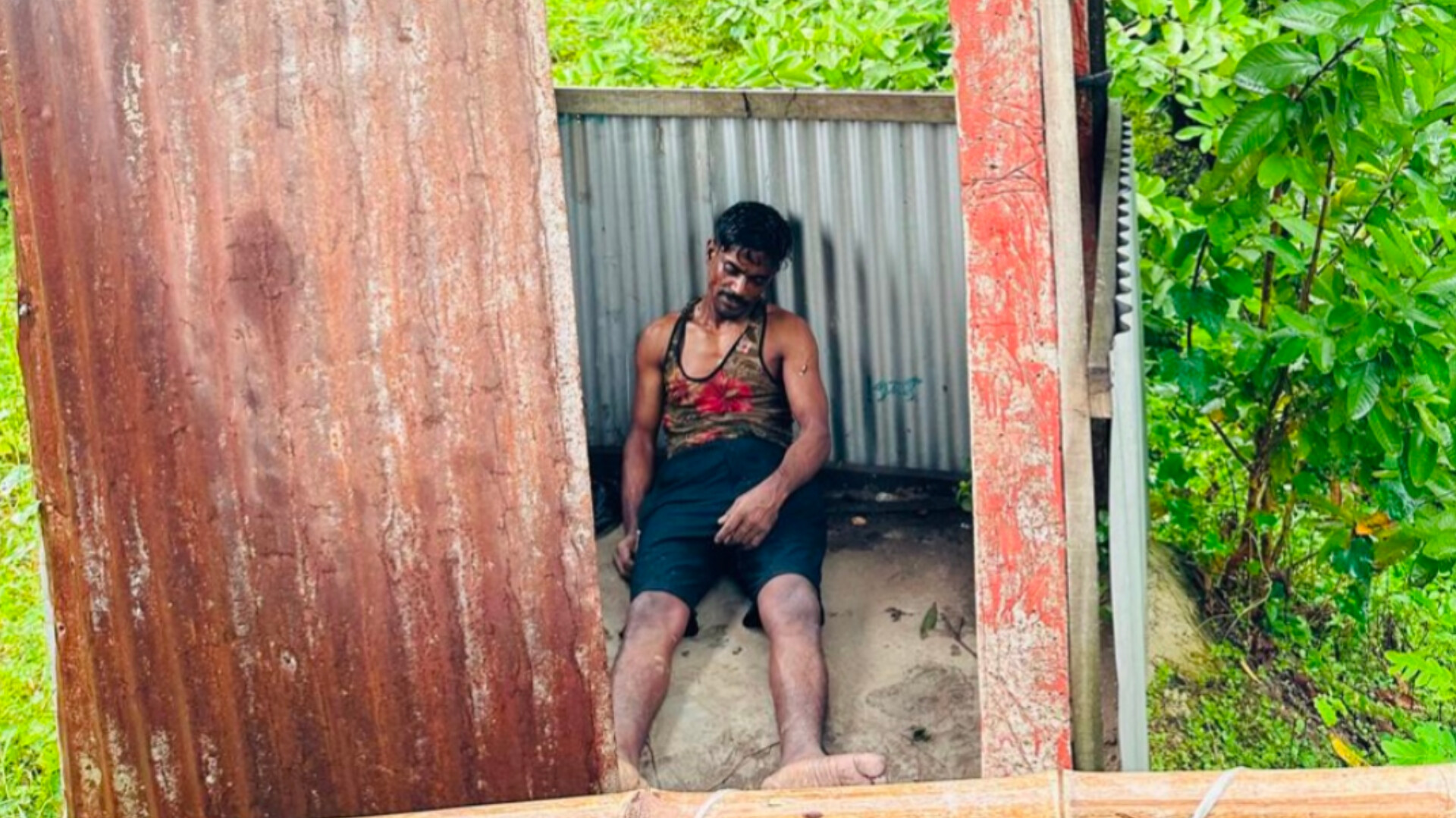 মীরসরাইয়ে পরিত্যক্ত ফ্যাক্টরি থেকে অজ্ঞাত ব্যক্তির মরদেহ উদ্ধার